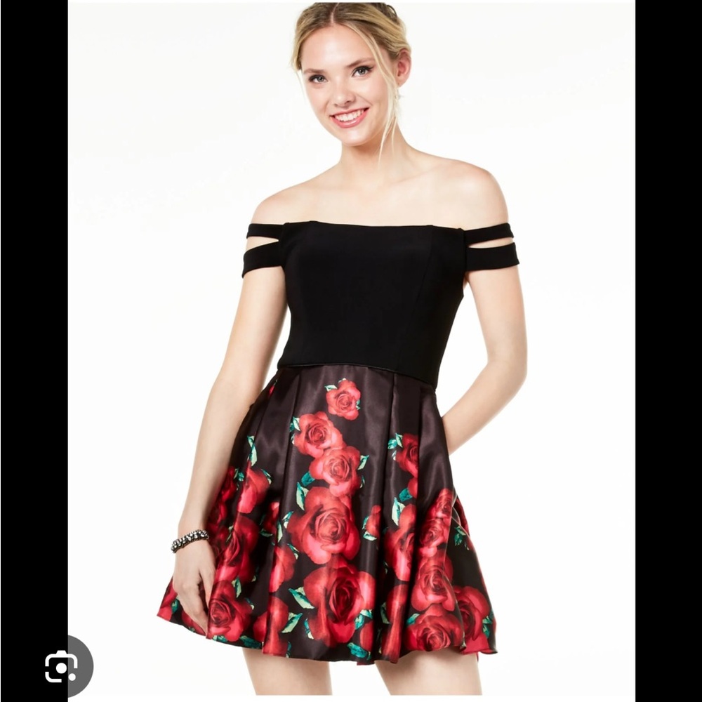 Split Sleeve Printed Charmeuse Fit-and-Flare Dress size 5 juniors
